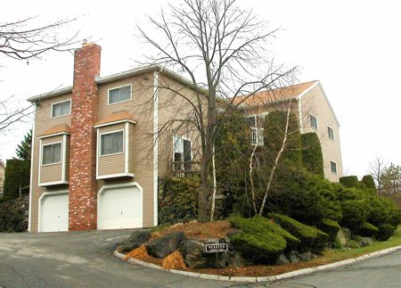 11 patriot lane exterior salem ma 01970 townhouse