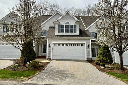 19 Peachey Circle Middleton, MA 01949