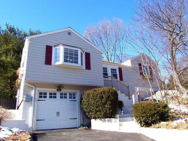 27 Columbia rd marblehead ma 019454 exterior