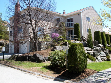 2 Orient Way Salem MA 01970 townhouse exterior