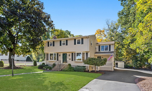 112 Garden Parkway Norwood, MA 02062