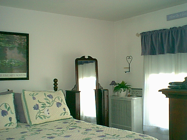 9Greenwd Bedroom
