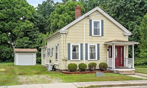 32 Goddard Street Blackstone, MA 01504