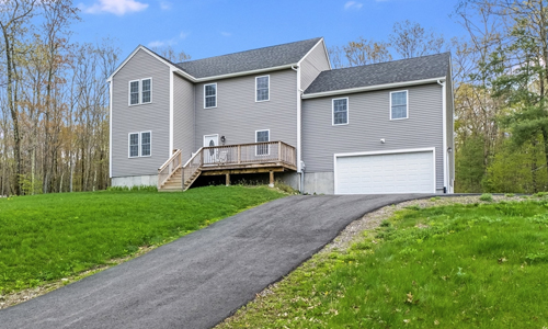 31 Joe Jenny Road Oxford, MA 01540