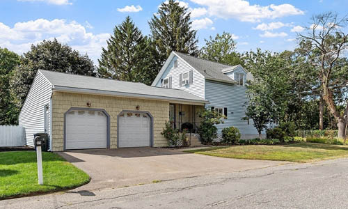 89 Benjamin Street Leominster, MA 01453