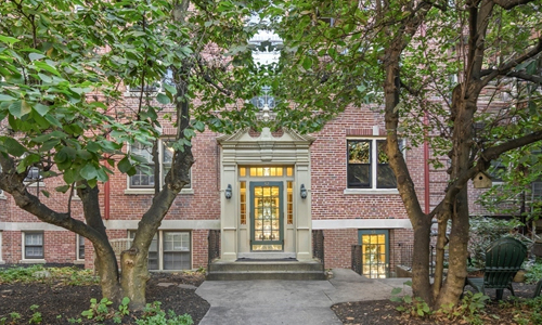 58 Elm Street Worcester, MA 01609