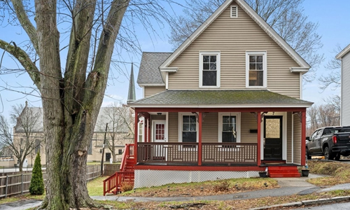 7 Chadwick Street Worcester, MA 01605