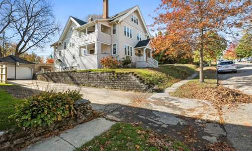 15 Clearview Avenue Worcester MA 01605