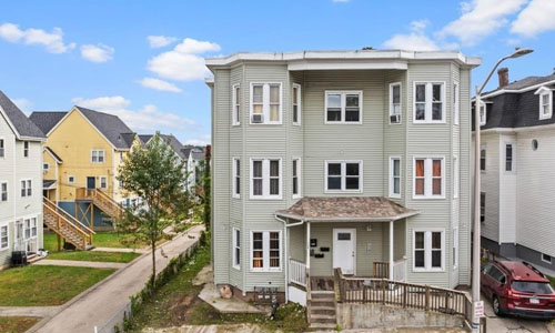 128 Beacon Street Worcester, MA 01610