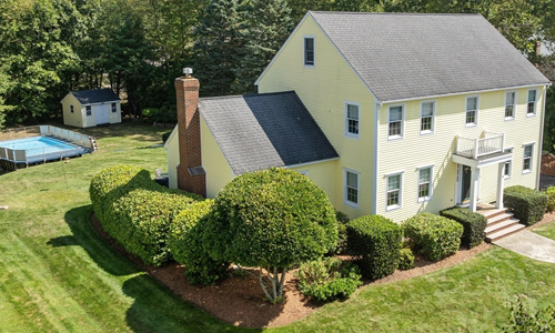16 Wentworth Drive Beverly, MA 01915