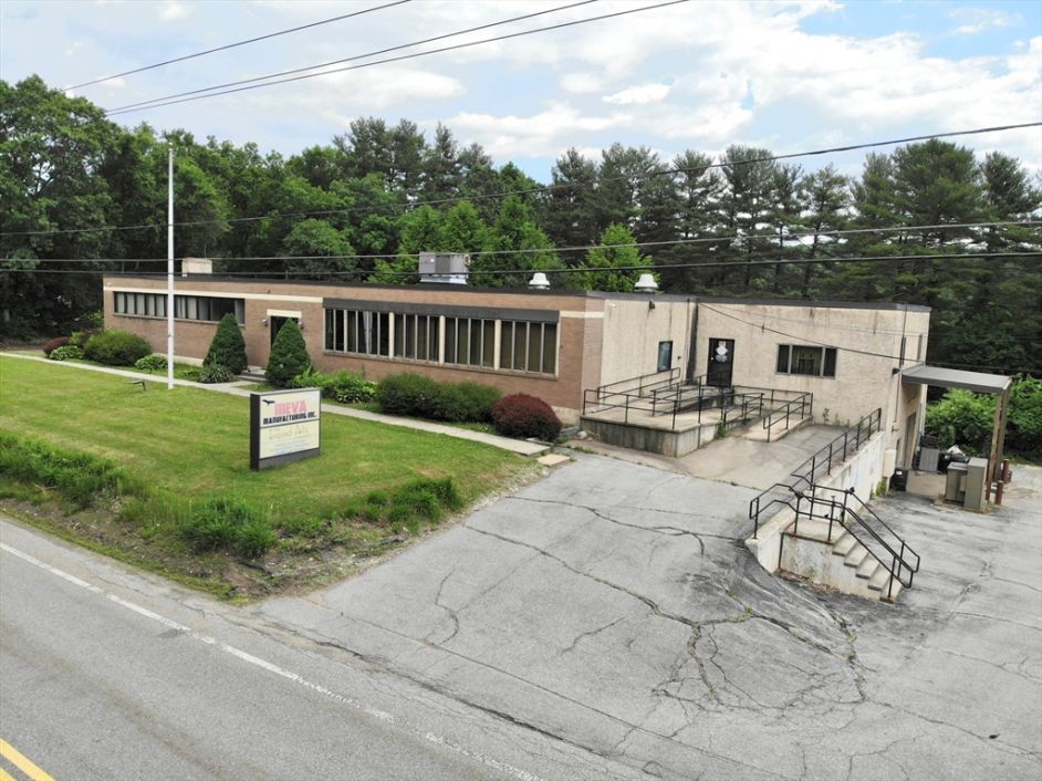44 Southbridge Road Dudley, MA 01571