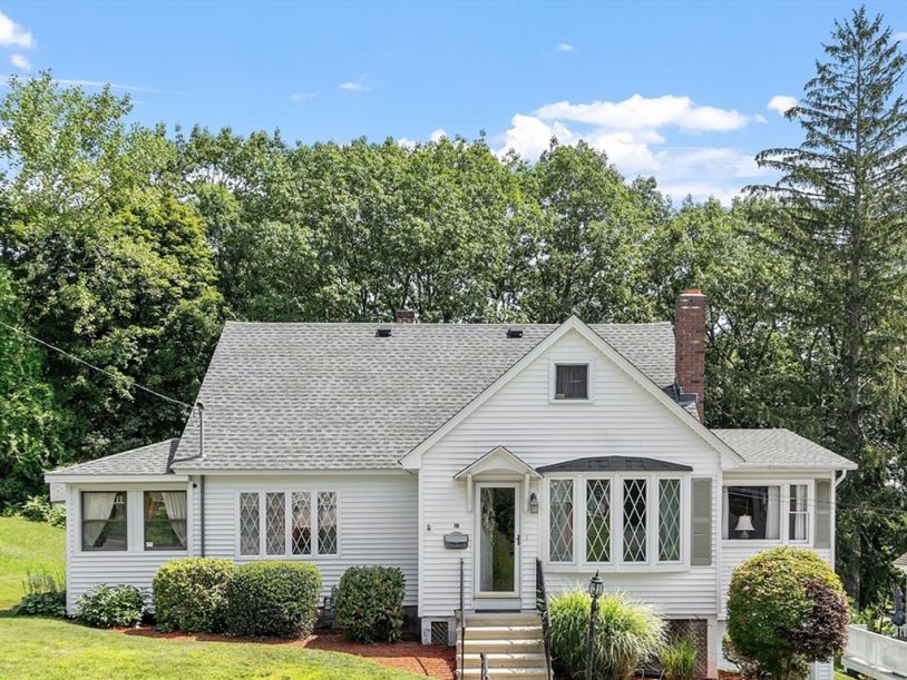 10 Edwidge Street Worcester, MA 01602