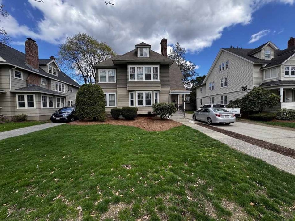 152 Russell Street Worcester, MA 01609