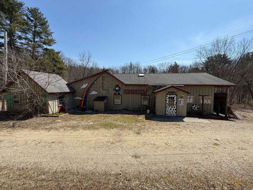 137 Southbridge Street Charlton, MA 01507