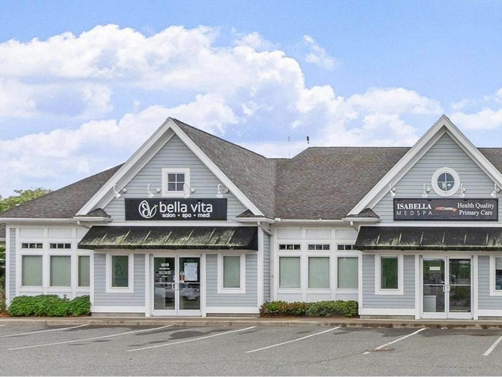 1019 Osgood Street North Andover, MA 01845