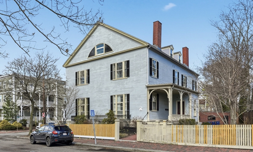 96 Washington Square East Salem, MA 01970