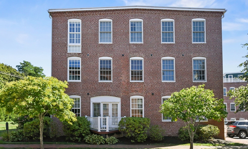 25 Cedar Street Amesbury, MA 01913
