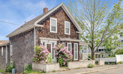 15 Washington Square Gloucester, MA 01930
