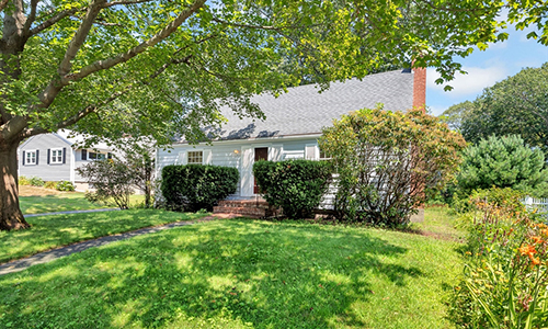 9 Middle Street Beverly, MA 01915