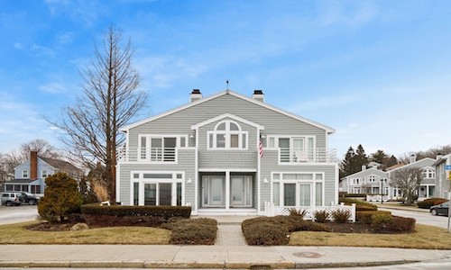 20 Humphrey St,
Swampscott, MA 01907